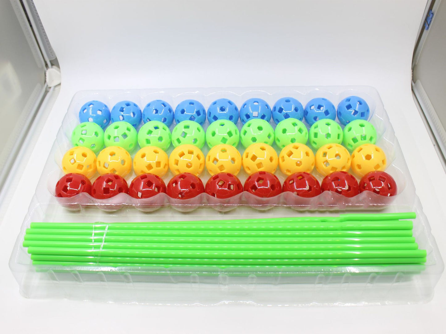 Three-dimensional inserting parent-child toys